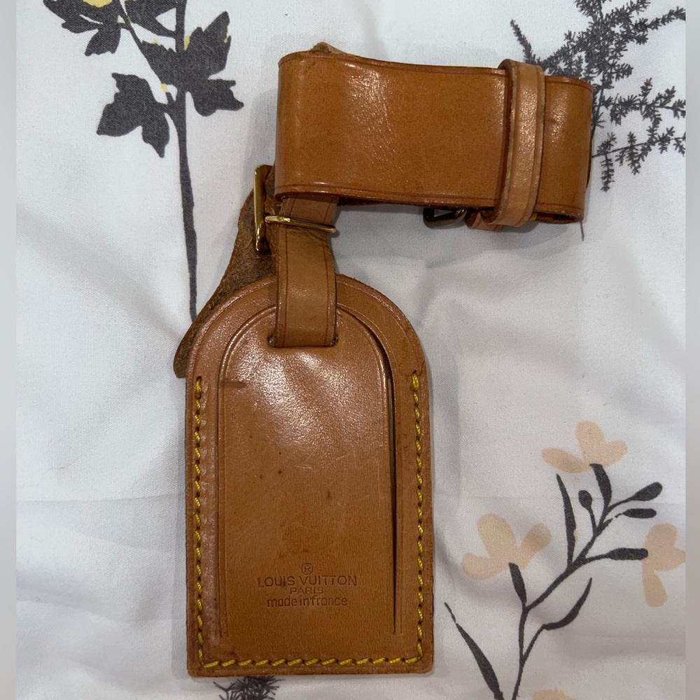 LV Luggage Tag